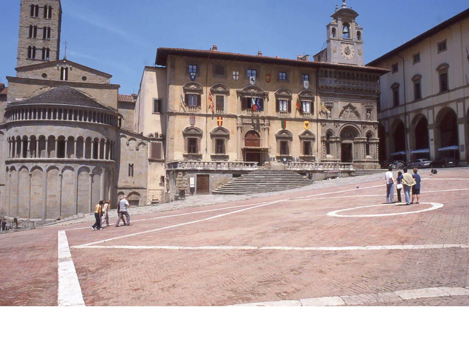 1. Arezzo - Piazza grande - 1999