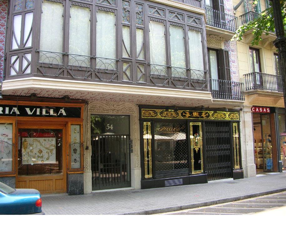 11 Casa Dolors Calm - rambla de Catalunya, 54 - architecte Josep Vilaseca i Casanovas - 1903
