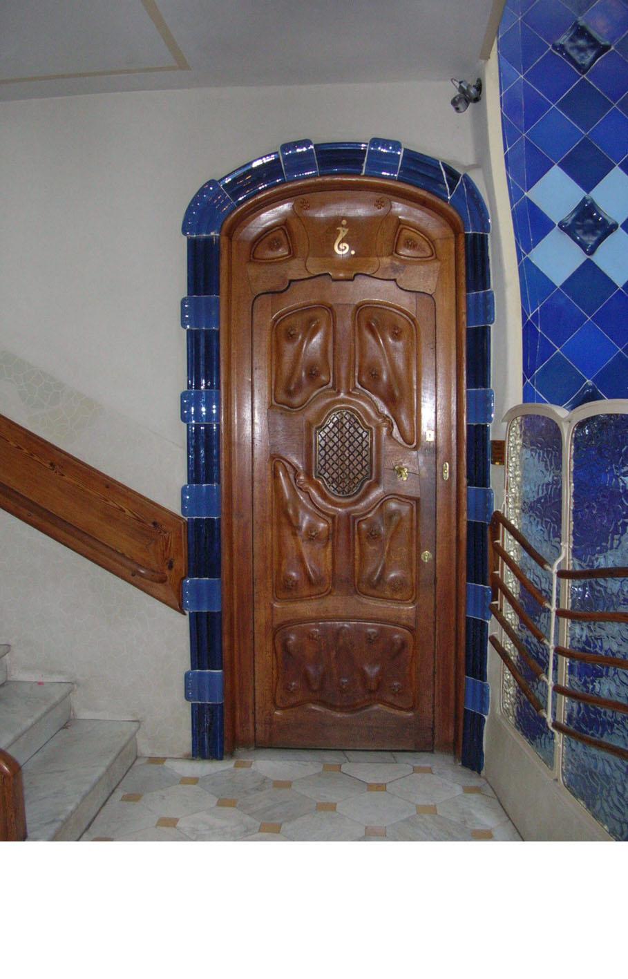 14 Casa Batllo - passeig de Gràcia, 43 - architecte Antoni Gaudi - 1904