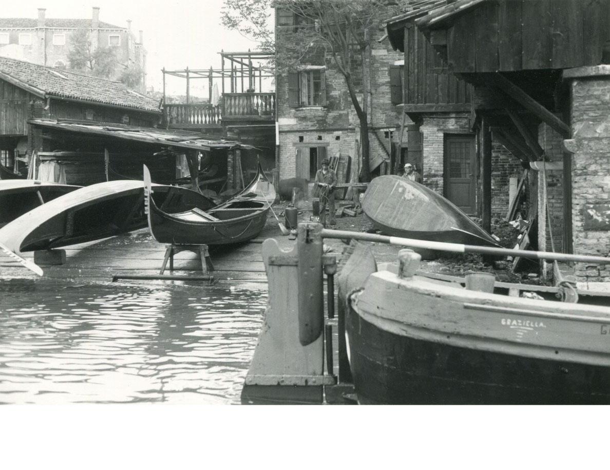 19 Venise - chantier de gondoles San Trovaso - 1984