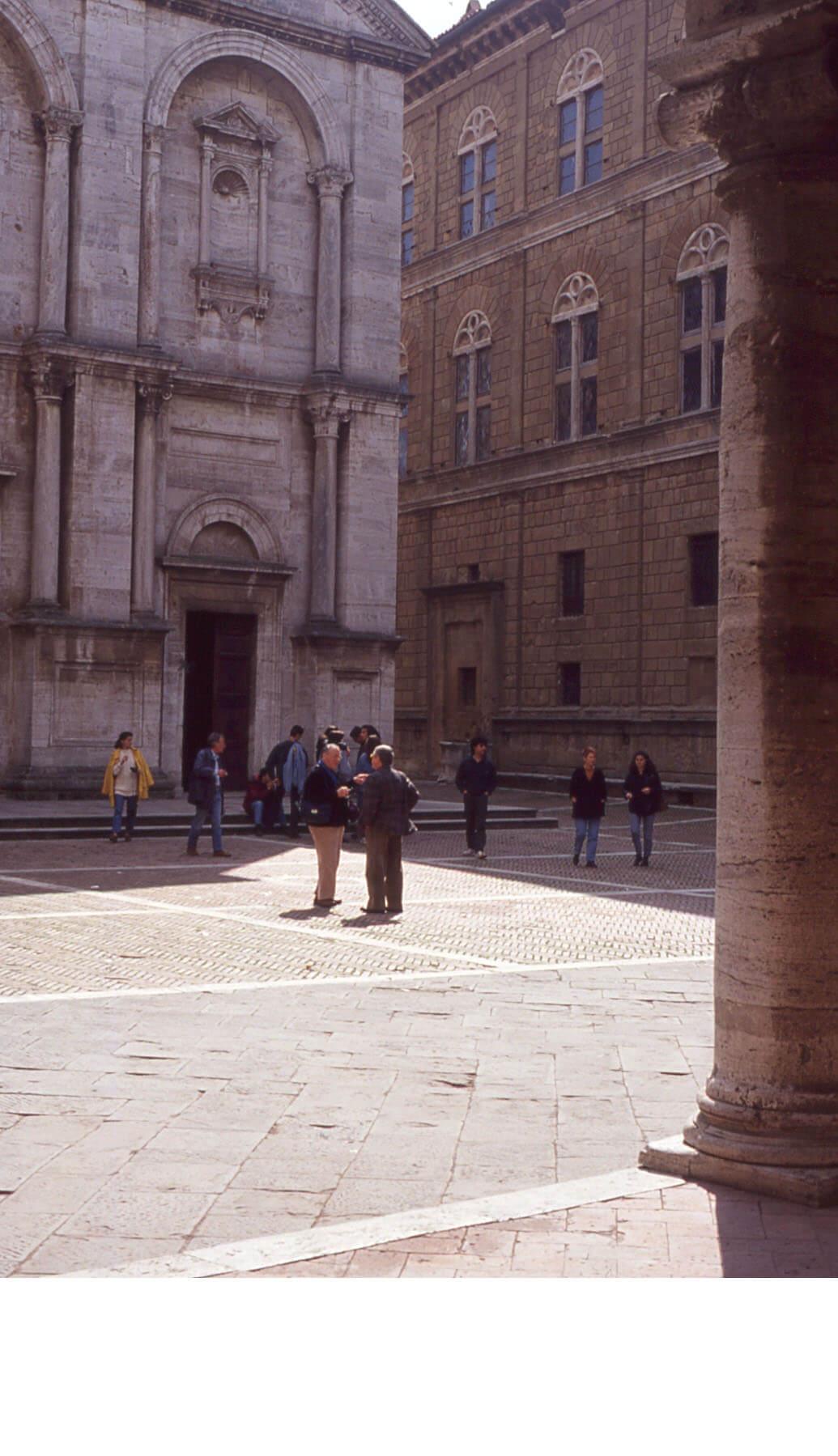 22. Pienza - Piazza Pio II - 1994