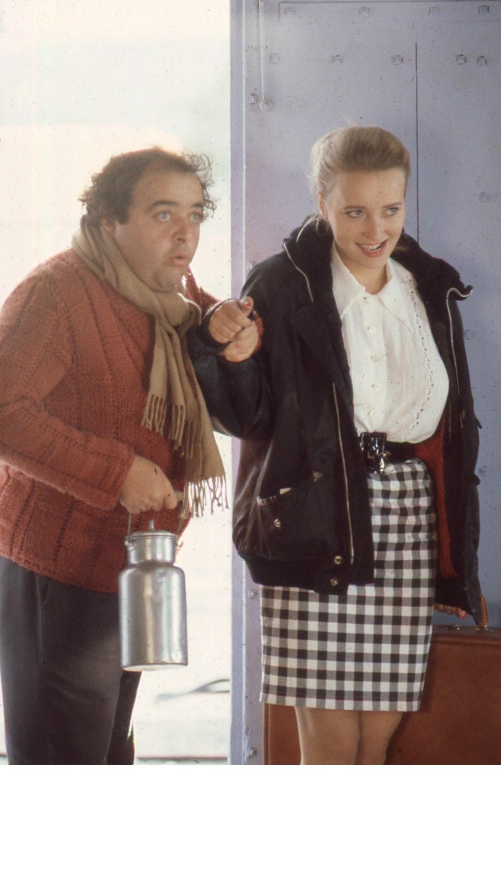 29 Jacques Villeret et Pauline Lafont - l'été en pente douce  -1986