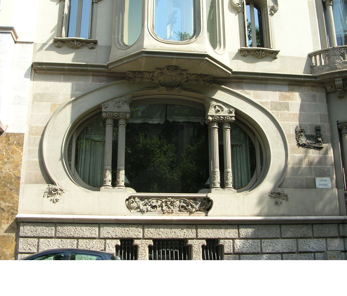 37 Casa Pérez Samanillo - carrer Balmes, 169 - architecte Joan Josep Hervas i Arizmendi, 1909 / Raimon Duran i Reynals, 1948