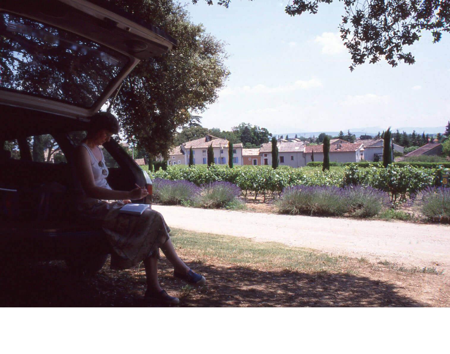 37- Martine à Suze la Rousse, 1999
