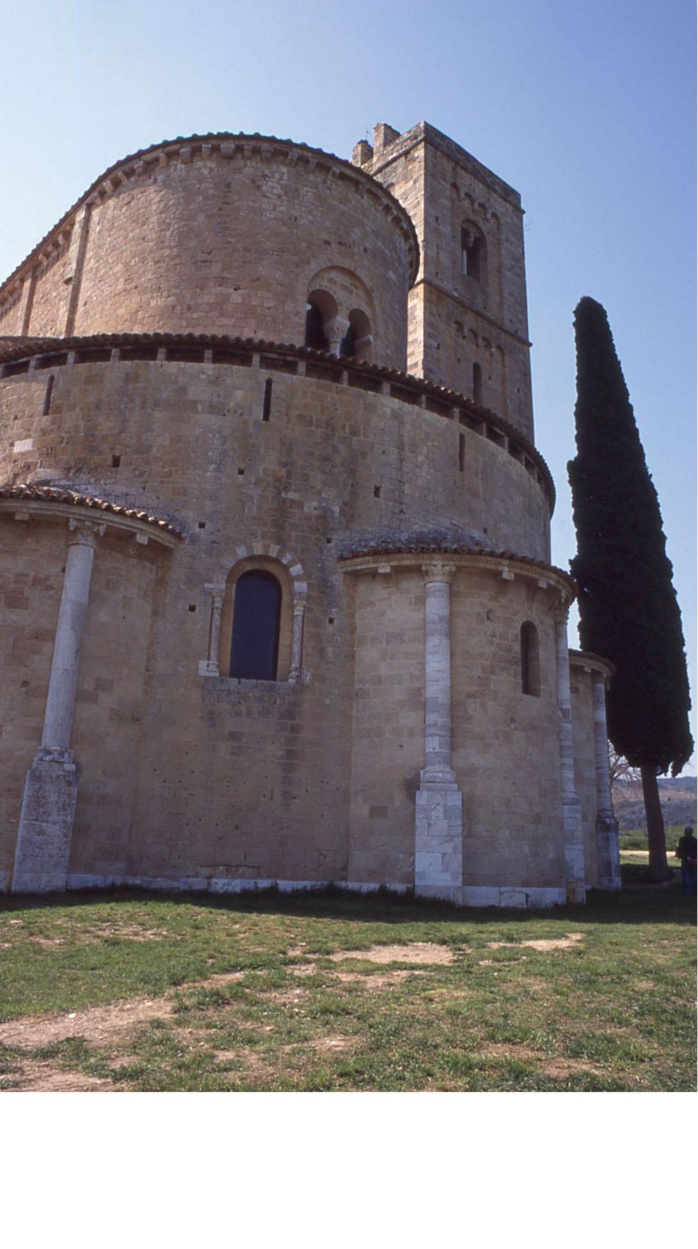 6 abbaye de Sant'Antimo