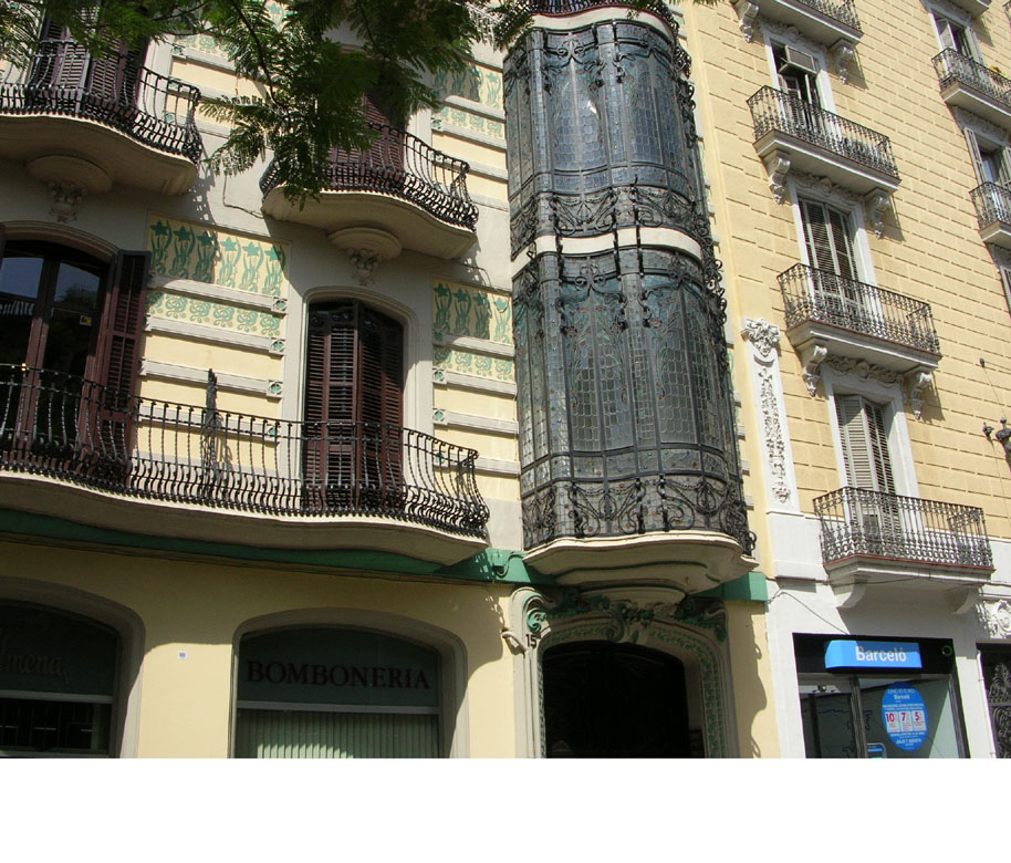 6 Casa Cama i Escura - carrer Gran de Gràcia, 15 - architecte Francesc Berenguer i Mestres - 1902