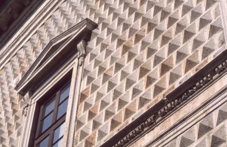 8 Ferrara