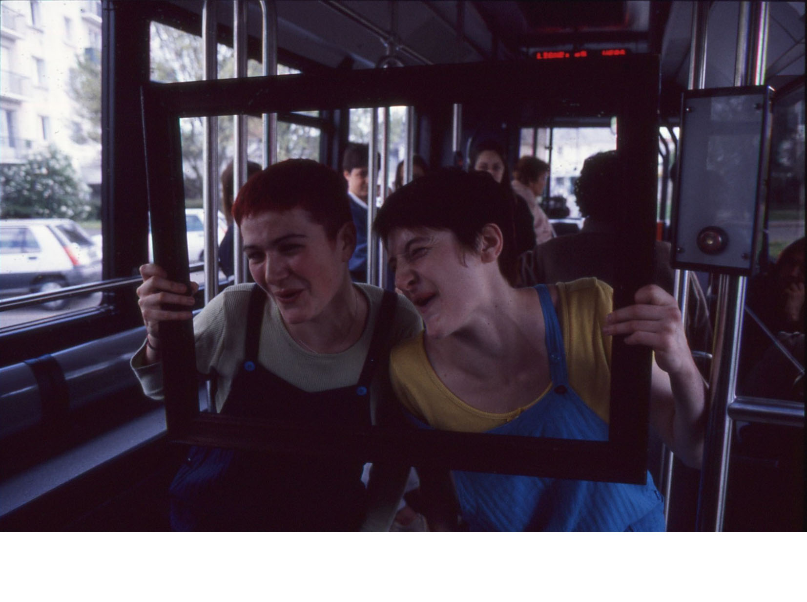 22 Festival Acteurs Acteurs - Bus bizarre - Diane Sagard et Béatrice Moreno - Tours - 1996