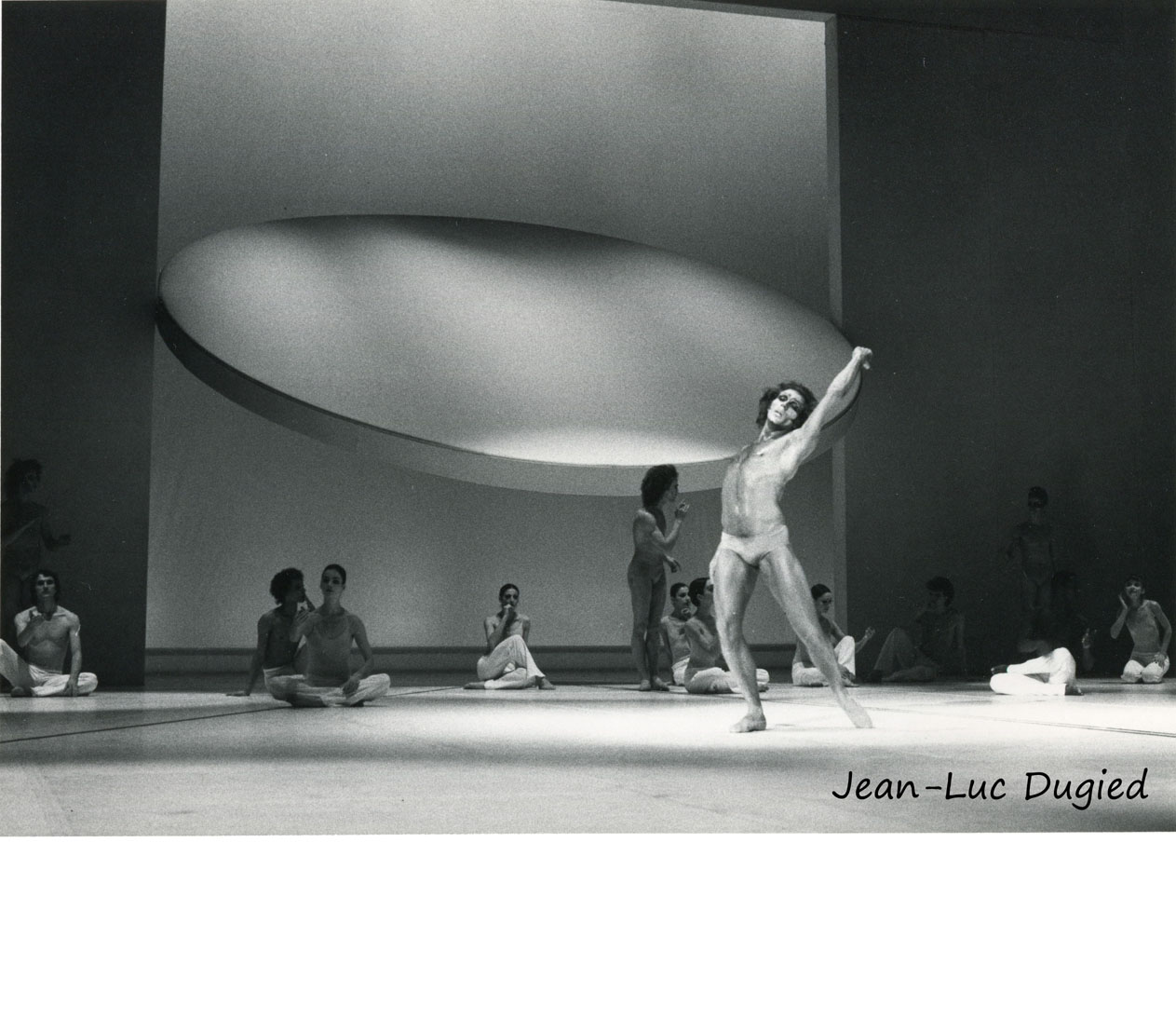 25 Béjart Maurice - messe pour le temps futur -  Jorge Donn et le ballet du xxe siècle - 1984